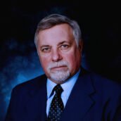 Ken Doka Bio